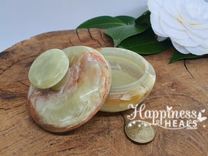 Green Onyx Apple Candy Jar: Elegance in Natural Stone