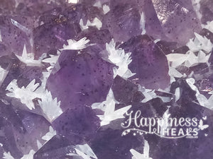 Amethyst Cluster Heart: A Symbol of Tranquility and Spiritual Growth